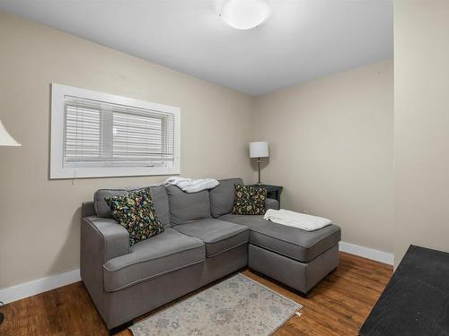 29 Ole King Square, Charlottetown, PE - Indoor Photo Showing Living Room