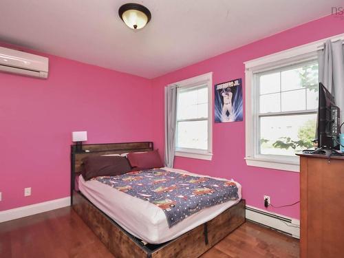 98 Parkside Drive, Valley, NS - Indoor Photo Showing Bedroom