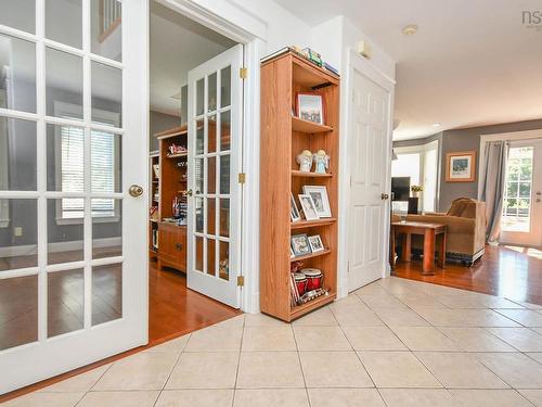98 Parkside Drive, Valley, NS - Indoor Photo Showing Other Room