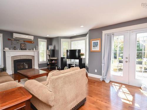 98 Parkside Drive, Valley, NS - Indoor Photo Showing Living Room With Fireplace