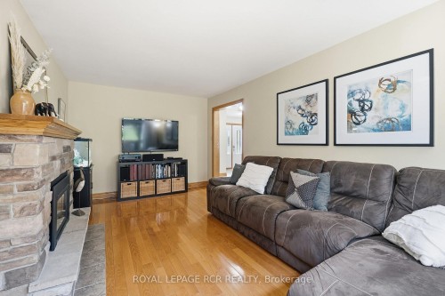 9 Doepath Way, Caledon, ON - Indoor Photo Showing Living Room With Fireplace