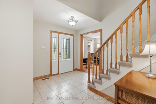 9 Doepath Way, Caledon, ON - Indoor Photo Showing Other Room