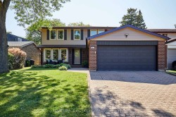 122 Heatherside Drive Toronto, ON M1W 1T8