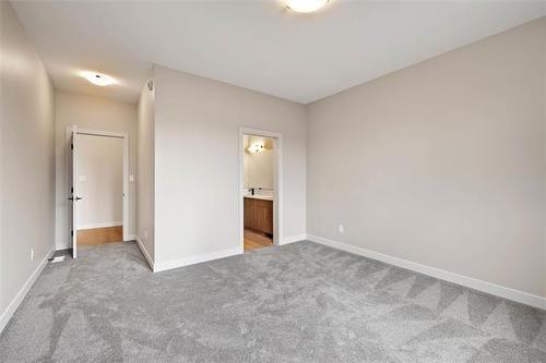 111 Oshanski Pl, West St Paul, MB - Indoor Photo Showing Other Room
