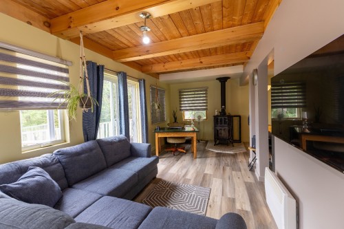 Salon - 6646 Ch. Brassard, Saint-Zénon, QC - Indoor Photo Showing Living Room
