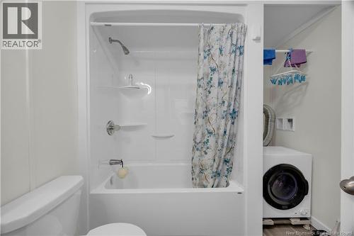 1 Kingfisher Road, Saint John, NB - Indoor Photo Showing Bathroom