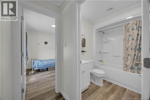 1 Kingfisher Road, Saint John, NB - Indoor Photo Showing Bathroom