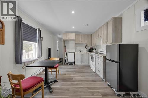 1 Kingfisher Road, Saint John, NB - Indoor Photo Showing Kitchen