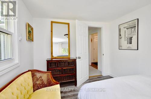 39 Domar Road, Tiny, ON - Indoor Photo Showing Bedroom