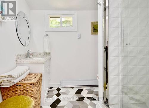 39 Domar Road, Tiny, ON - Indoor Photo Showing Bathroom