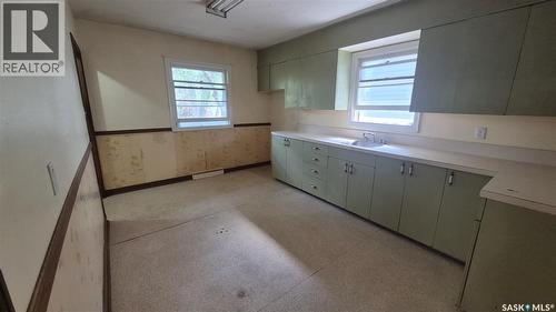 3916 Princess Drive, Regina, SK - Indoor Photo Showing Kitchen