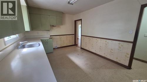 3916 Princess Drive, Regina, SK - Indoor Photo Showing Kitchen