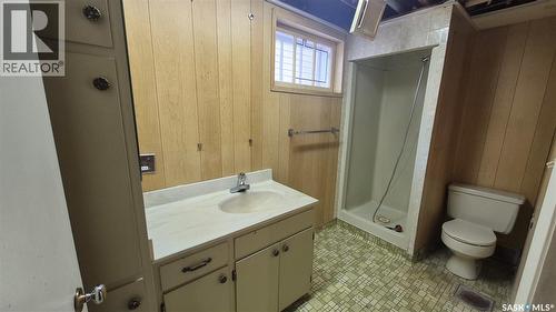 3916 Princess Drive, Regina, SK - Indoor Photo Showing Bathroom