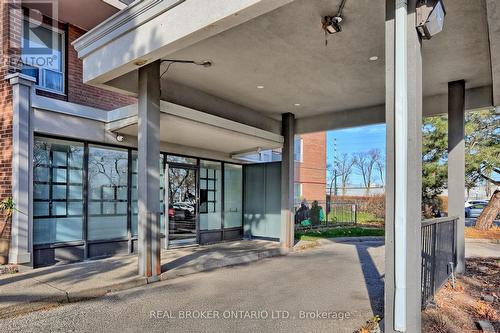 707 - 3065 QUEEN FREDERICA DRIVE , Mississauga, Ontario L4Y 3A3 4