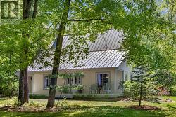 2207 PLEASANTVIEW COURT Ottawa, ON K4C 1H7