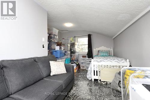 1 John Avenue, Brant, ON - Indoor Photo Showing Bedroom