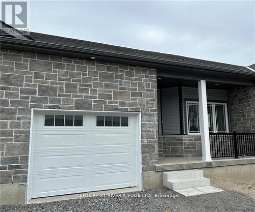 218 ADLEY DRIVE  Brockville, ON K6V 7J2