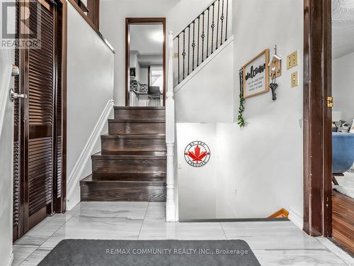 1397 Charles Drive, Burlington, ON - Indoor Photo Showing Other Room