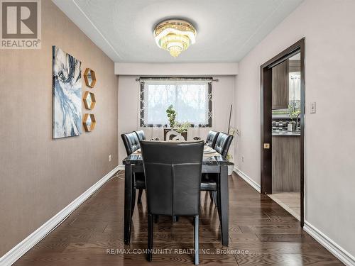 1397 Charles Drive, Burlington, ON - Indoor Photo Showing Dining Room