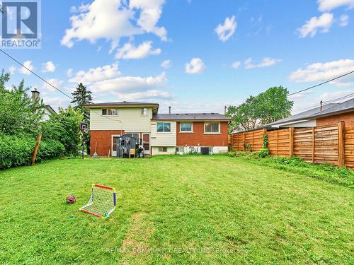 1397 Charles Drive, Burlington, ON - Outdoor