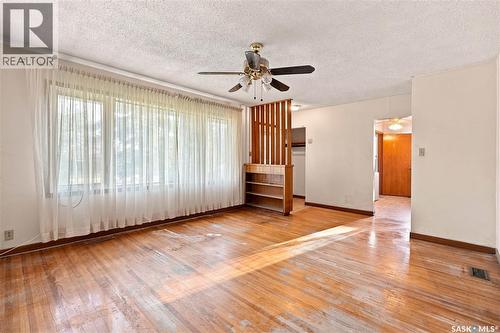 4904 Mckinley Avenue, Regina, SK - Indoor Photo Showing Other Room