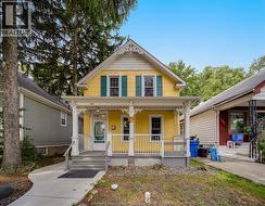 211 CAMERON Windsor, ON N9B 1Y5
