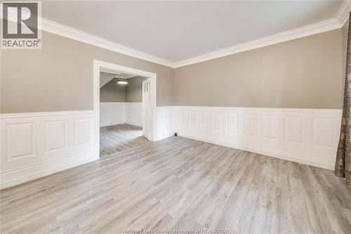 211 Cameron, Windsor, ON - Indoor Photo Showing Other Room