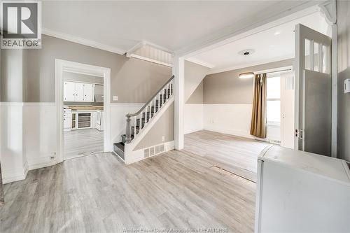 211 Cameron, Windsor, ON - Indoor Photo Showing Other Room