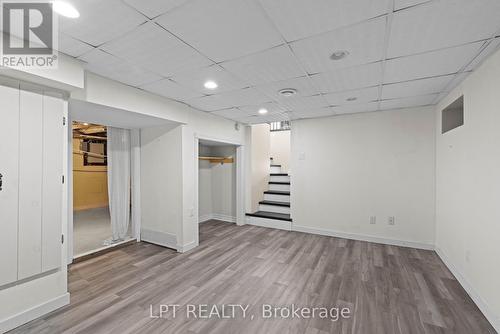 52 Parkside Drive E, Barrie, ON - Indoor Photo Showing Other Room