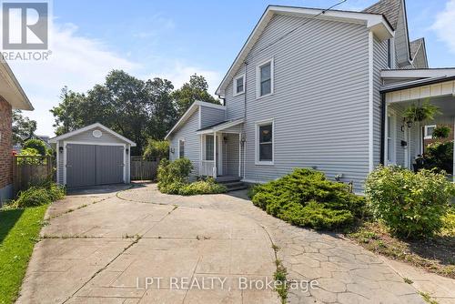 52 Parkside Drive E, Barrie, ON - Outdoor