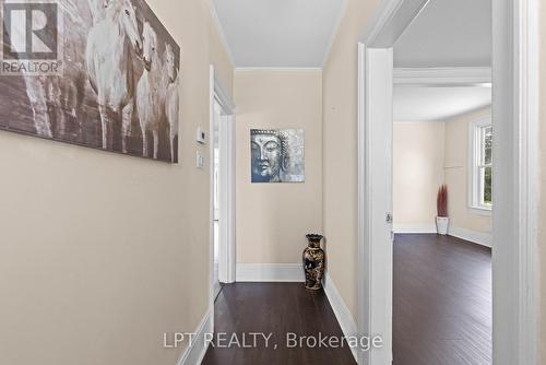 52 Parkside Drive E, Barrie, ON - Indoor Photo Showing Other Room