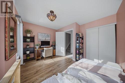 11 - 210 Manitoba Street, Toronto, ON - Indoor Photo Showing Bedroom