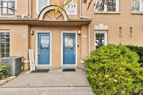 11 - 210 Manitoba Street, Toronto, ON - Outdoor