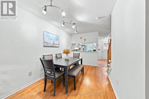 11 - 210 Manitoba Street, Toronto, ON - Indoor Photo Showing Dining Room