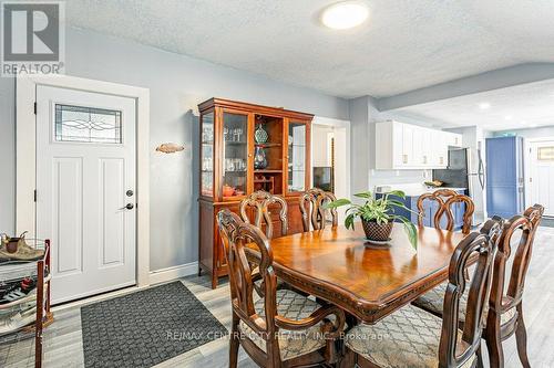 52 Princess Avenue, St. Thomas, ON - Indoor Photo Showing Dining Room