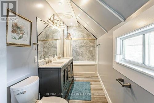52 Princess Avenue, St. Thomas, ON - Indoor Photo Showing Bathroom