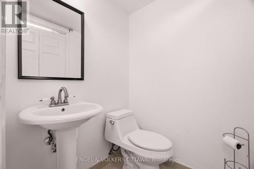 101 - 45 Argyle Avenue, Ottawa, ON - Indoor Photo Showing Bathroom