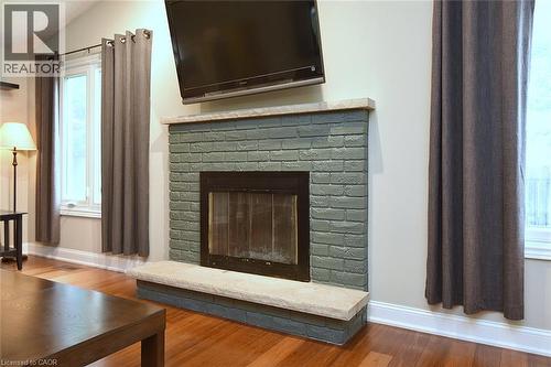 75 Josephine Drive, Hamilton, ON - Indoor Photo Showing Living Room With Fireplace