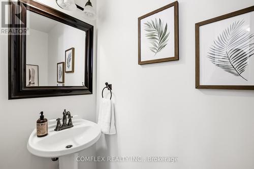 2 Armitage Crescent, Ajax, ON - Indoor Photo Showing Bathroom