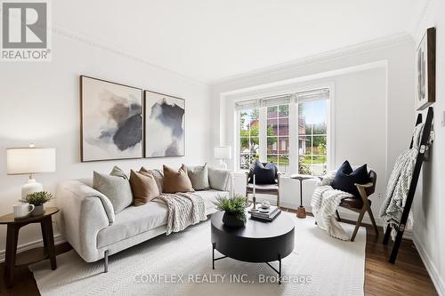 2 Armitage Crescent, Ajax, ON - Indoor Photo Showing Living Room
