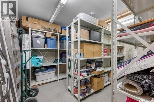 207 205 Mcintyre Street, Regina, SK - Indoor With Storage