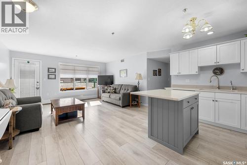 207 205 Mcintyre Street, Regina, SK - Indoor