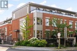 445 EDISON AVENUE  Ottawa, ON K2A 1S5
