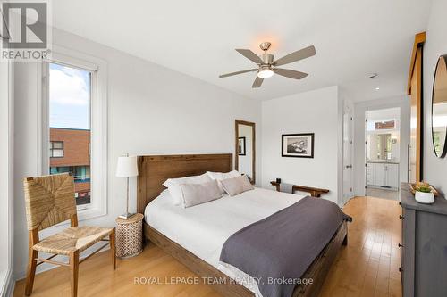 445 Edison Avenue, Ottawa, ON - Indoor Photo Showing Bedroom