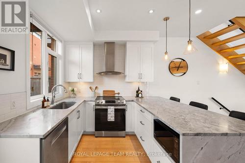 445 Edison Avenue, Ottawa, ON - Indoor Photo Showing Kitchen With Upgraded Kitchen