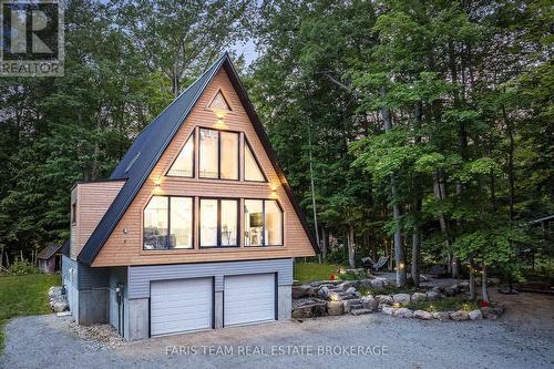 1490 CHAMPLAIN ROAD  Tiny, ON L9M 0C1