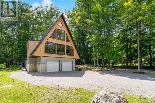 1490 Champlain Road, Tiny, ON - Outdoor