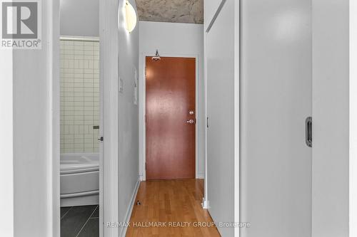 1804 - 324 Laurier Avenue W, Ottawa, ON - Indoor Photo Showing Other Room