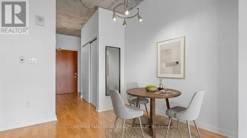 Virtually staged - 1804 - 324 Laurier Avenue W, Ottawa, ON - Indoor Photo Showing Dining Room