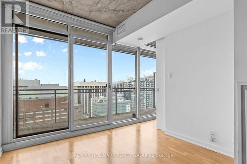 1804 - 324 Laurier Avenue W, Ottawa, ON - Indoor Photo Showing Other Room